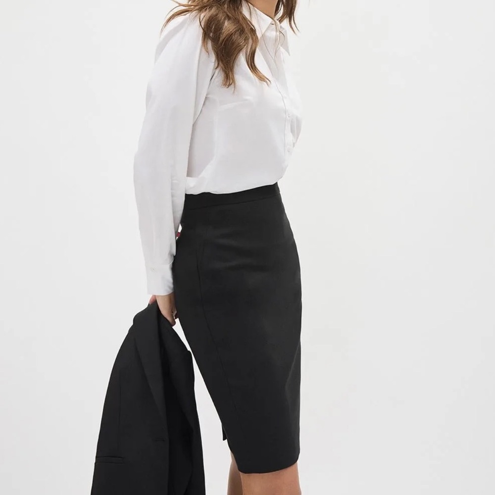 🔥🔥AQUASCUTUM LONDON | Cotton Twill Double Vented Pencil Skirt - sz 8 - Picture 2 of 13